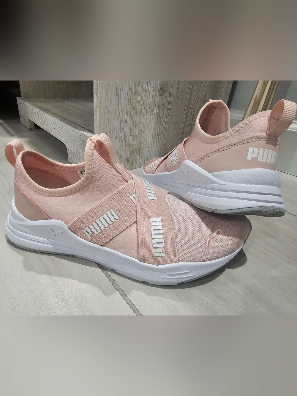 PUMA Womens Light Pink Rose Slip-On Sneakers Size 7.5